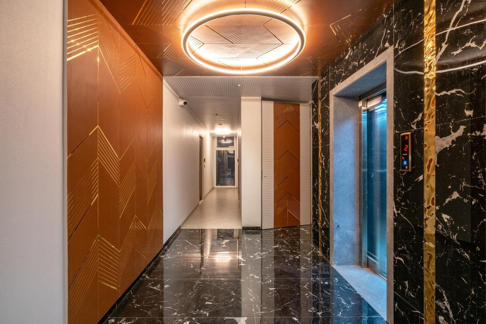 Hotel Darshan Executive Tuljapur Eksteriør billede